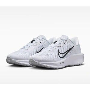 Size 7.5 - Nike Quest 6 White Black W